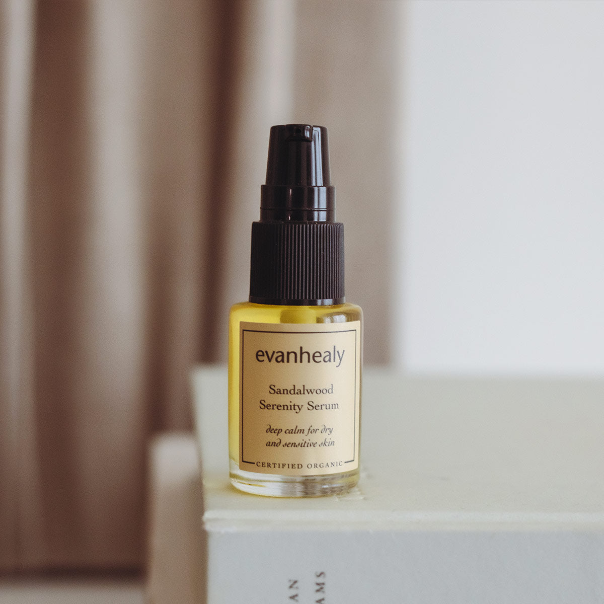 Sandalwood Serenity Serum | evanhealy